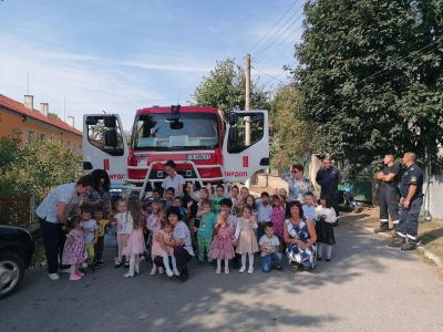 Ден на пожарната безопасност - ДГ Българче - Антон